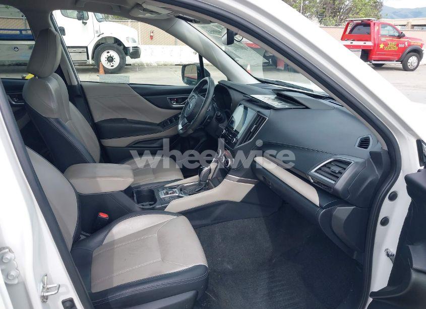 Photo 5 of 2022 Subaru Forester LIMITED (VIN JF2SKAPC6NH433308)