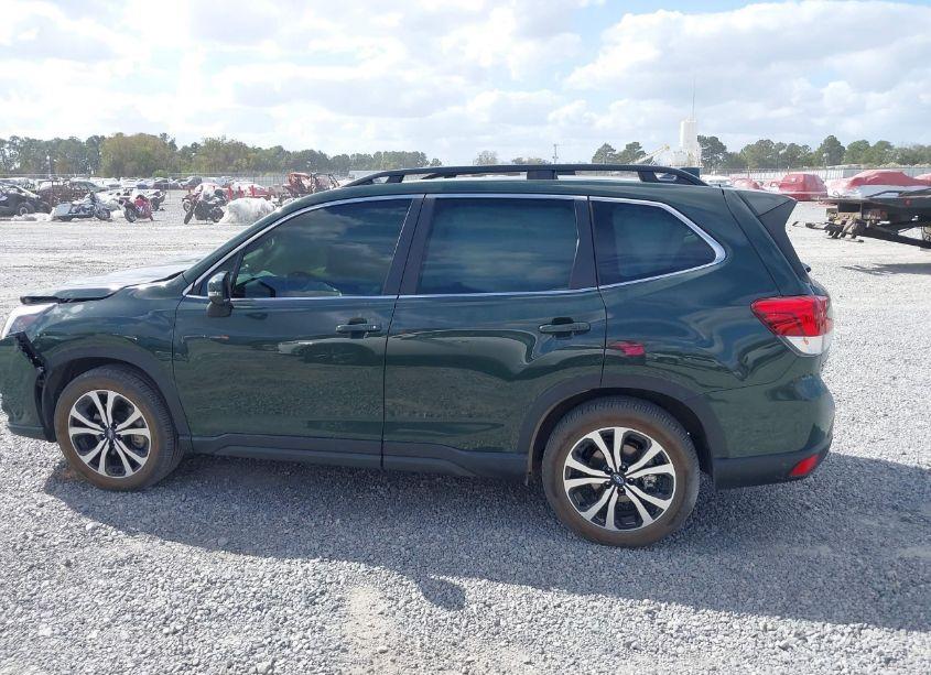 Photo 14 of 2023 Subaru Forester LIMITED (VIN JF2SKAPC8PH499040)