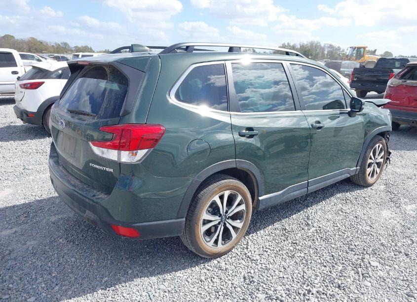 Photo 4 of 2023 Subaru Forester LIMITED (VIN JF2SKAPC8PH499040)