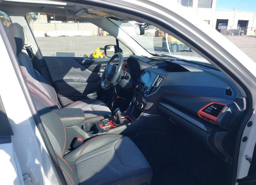 Photo 5 of 2019 Subaru Forester SPORT (VIN JF2SKAPC9KH549436)