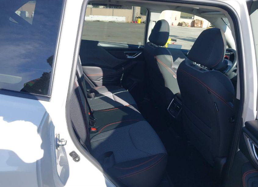 Photo 8 of 2019 Subaru Forester SPORT (VIN JF2SKAPC9KH549436)