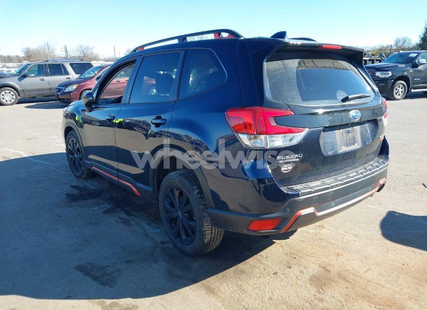 Photo 3 of 2019 Subaru Forester SPORT (VIN JF2SKAPC9KH574885)