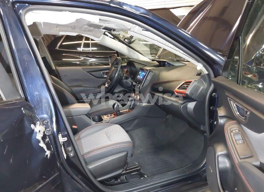 Photo 5 of 2019 Subaru Forester SPORT (VIN JF2SKAPCXKH465450)