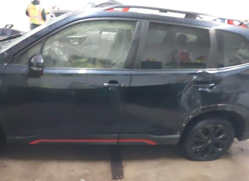 Photo 14 of 2019 Subaru Forester SPORT (VIN JF2SKAPCXKH557464)