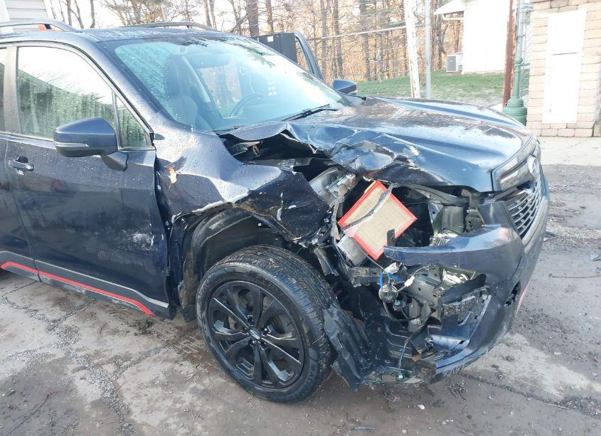 Photo 6 of 2019 Subaru Forester SPORT (VIN JF2SKAPCXKH557464)