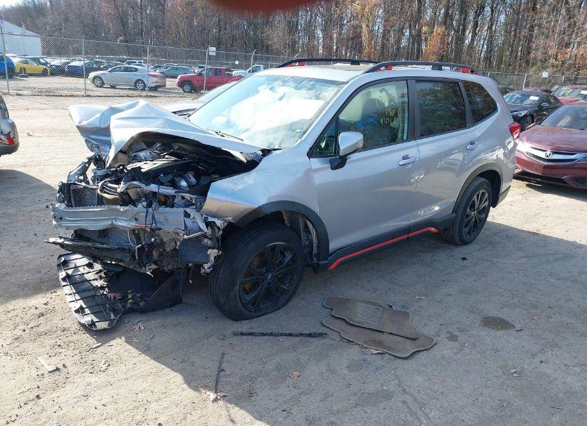 Photo 2 of 2020 Subaru Forester SPORT (VIN JF2SKARC0LH580153)