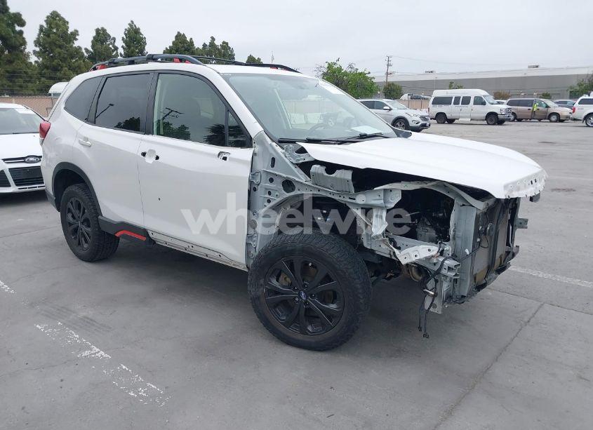 2021 Subaru Forester SPORT (VIN JF2SKARC0MH441979) main photo