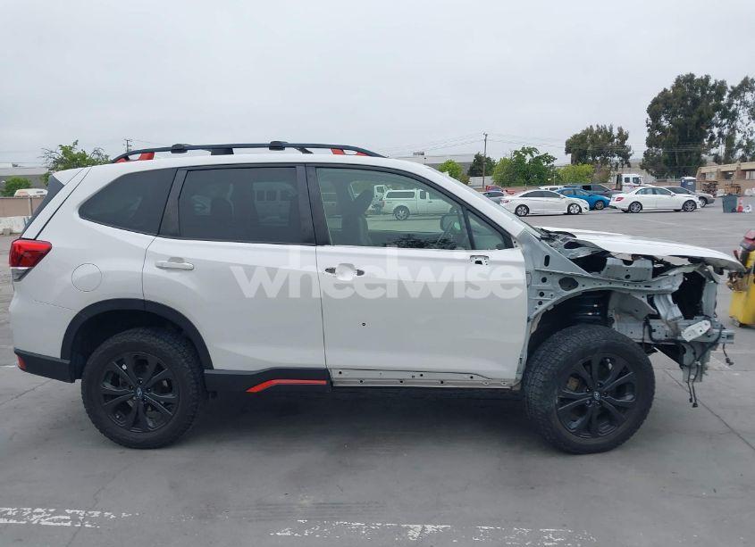 Photo 14 of 2021 Subaru Forester SPORT (VIN JF2SKARC0MH441979)