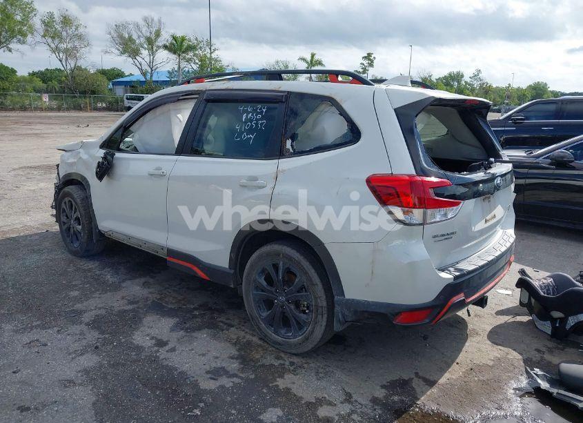 Photo 3 of 2021 Subaru Forester SPORT (VIN JF2SKARC0MH457504)