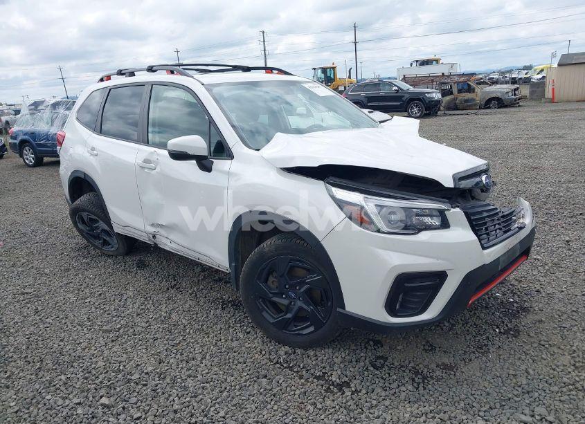 2021 Subaru Forester SPORT (VIN JF2SKARC0MH506247) main photo