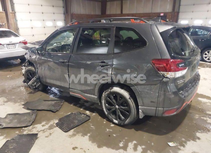 Photo 3 of 2021 Subaru Forester SPORT (VIN JF2SKARC0MH588948)