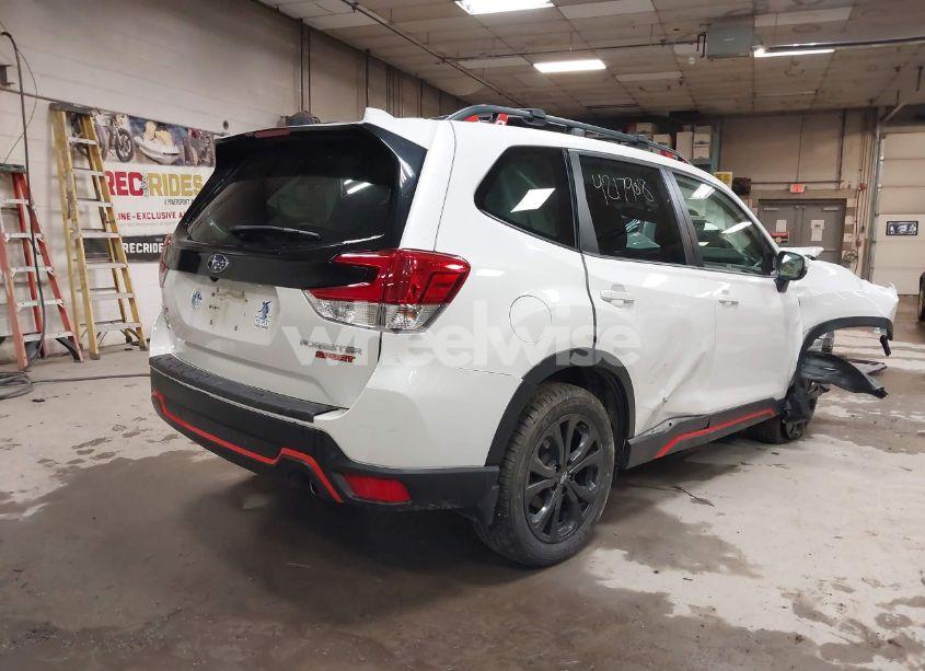 Photo 4 of 2021 Subaru Forester SPORT (VIN JF2SKARC1MH457589)