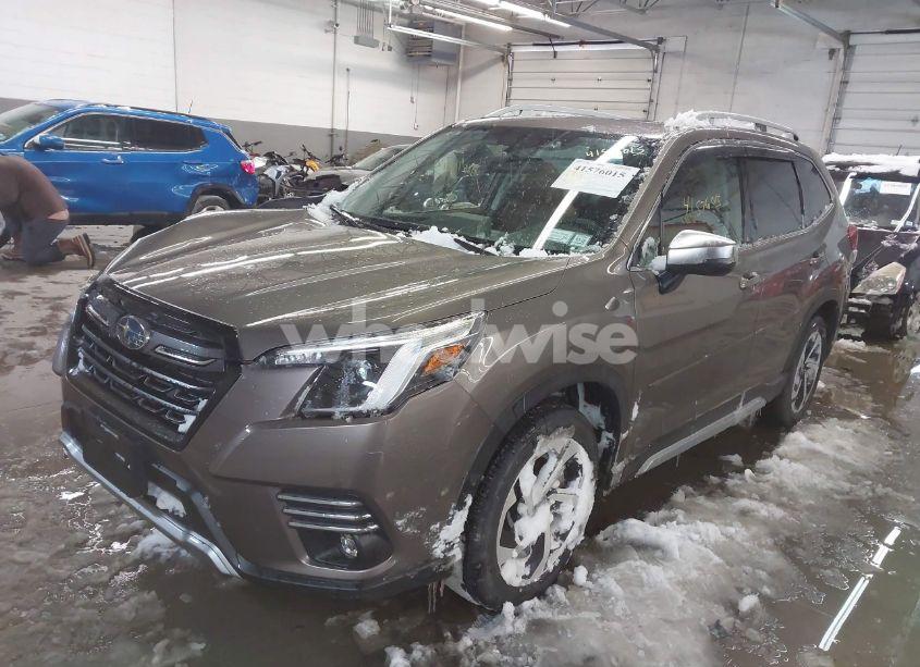 Photo 2 of 2023 Subaru Forester TOURING (VIN JF2SKARC1PH506746)
