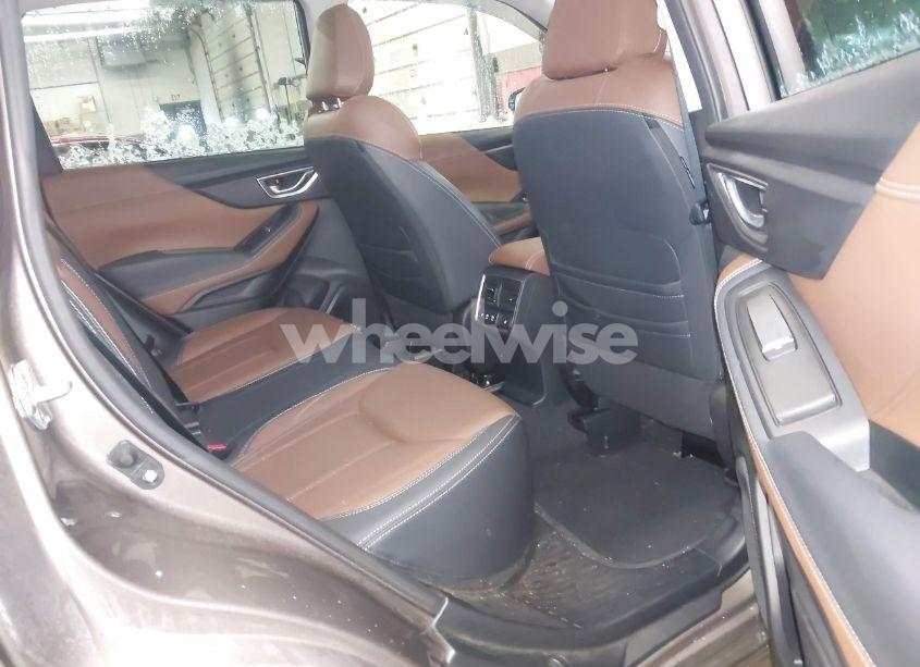 Photo 8 of 2023 Subaru Forester TOURING (VIN JF2SKARC1PH506746)