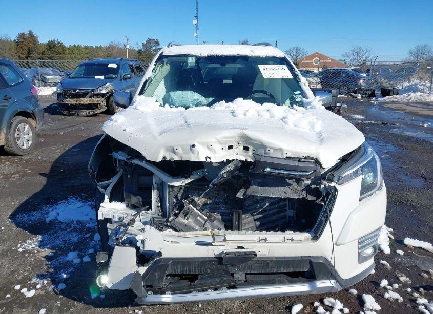 Photo 12 of 2023 Subaru Forester TOURING (VIN JF2SKARC1PH544915)