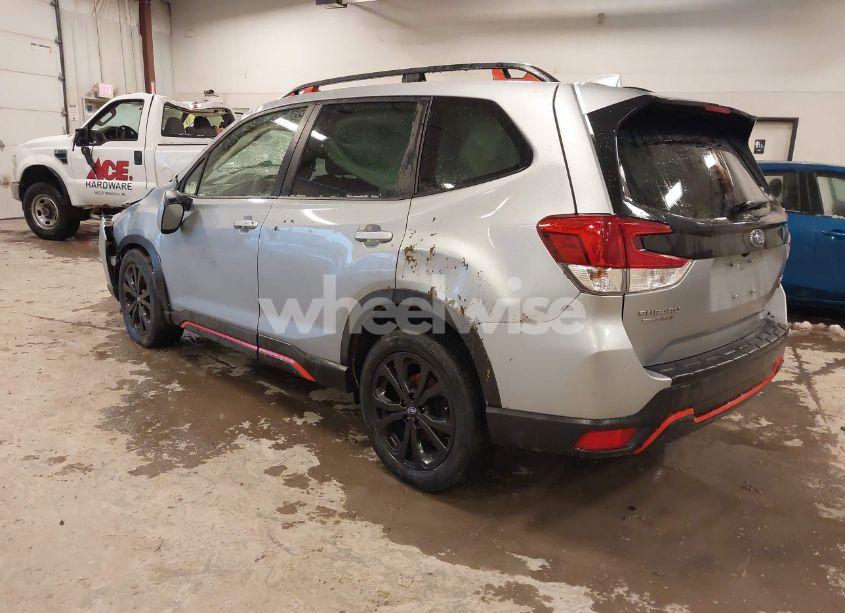 Photo 3 of 2020 Subaru Forester SPORT (VIN JF2SKARC2LH466526)