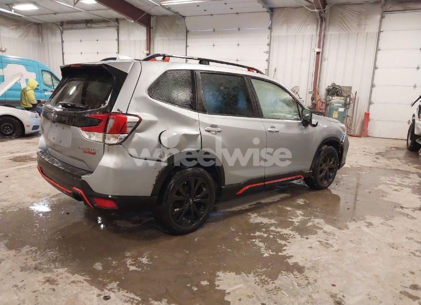 Photo 4 of 2020 Subaru Forester SPORT (VIN JF2SKARC2LH466526)