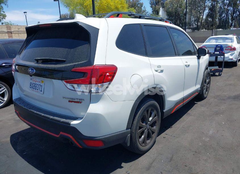 Photo 4 of 2021 Subaru Forester SPORT (VIN JF2SKARC2MH550508)