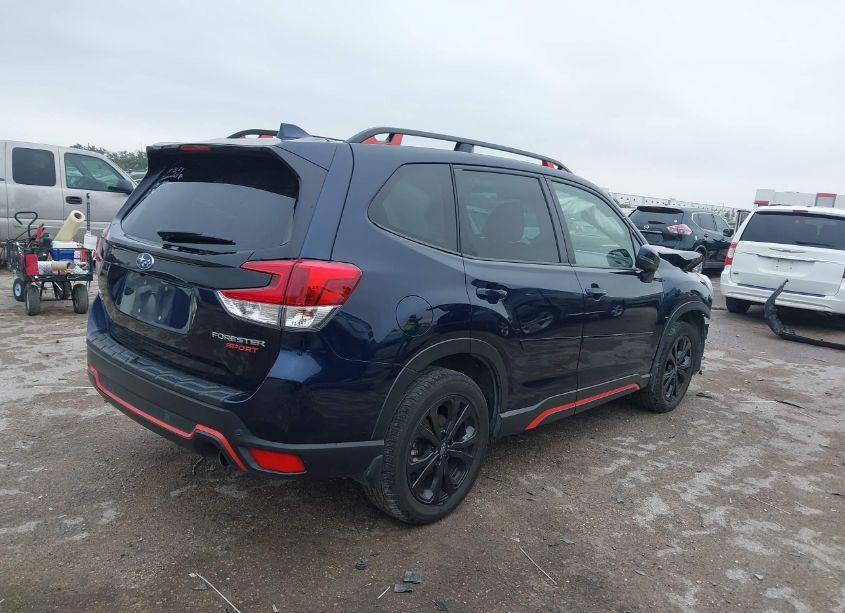 Photo 4 of 2021 Subaru Forester SPORT (VIN JF2SKARC2MH560178)