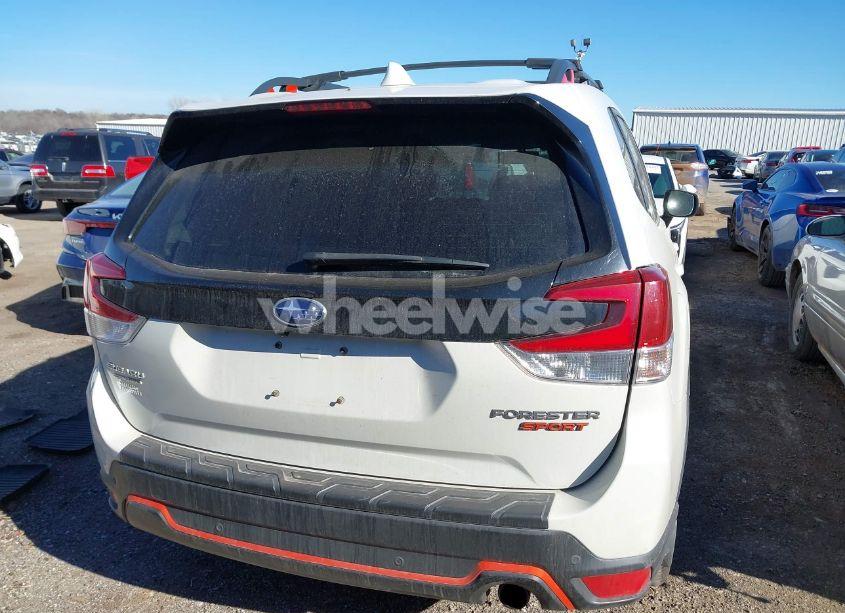 Photo 16 of 2020 Subaru Forester SPORT (VIN JF2SKARC3LH563198)