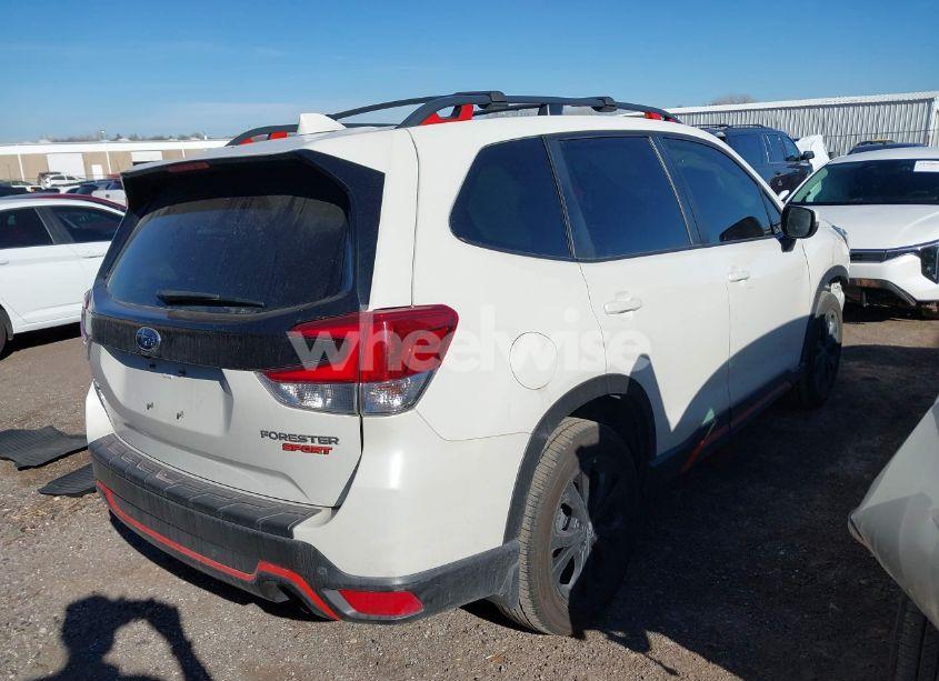 Photo 4 of 2020 Subaru Forester SPORT (VIN JF2SKARC3LH563198)