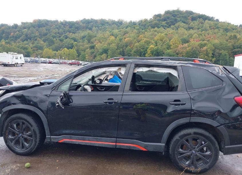 Photo 15 of 2021 Subaru Forester SPORT (VIN JF2SKARC3MH444410)