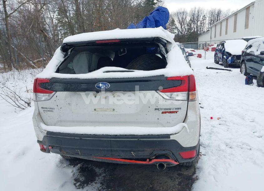 Photo 15 of 2021 Subaru Forester SPORT (VIN JF2SKARC4MH402716)