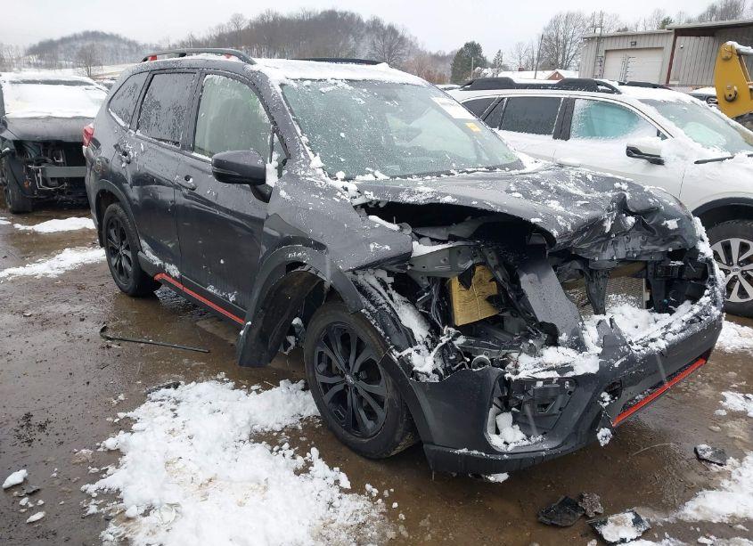 2021 Subaru Forester SPORT (VIN JF2SKARC4MH532205) main photo