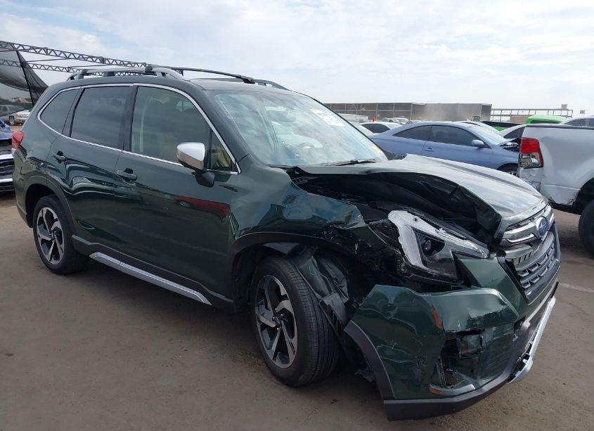 2023 Subaru Forester TOURING (VIN JF2SKARC5PH425359) main photo