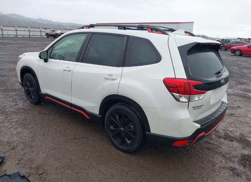 Photo 3 of 2021 Subaru Forester SPORT (VIN JF2SKARC6MH490698)