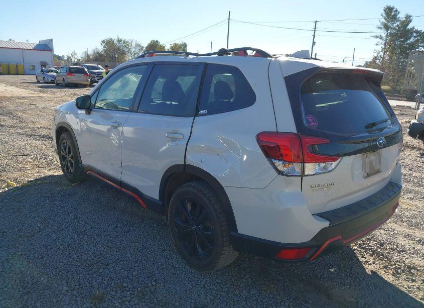 Photo 3 of 2020 Subaru Forester SPORT (VIN JF2SKARC8LH550401)