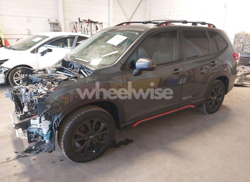 Photo 2 of 2020 Subaru Forester SPORT (VIN JF2SKARC8LH603680)