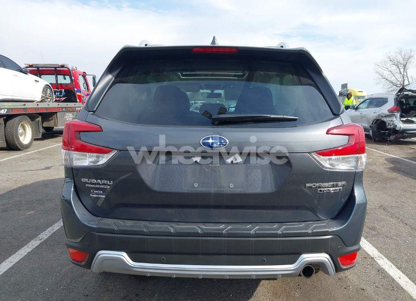 Photo 16 of 2022 Subaru Forester TOURING (VIN JF2SKARC8NH525968)