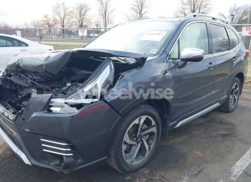 Photo 17 of 2022 Subaru Forester TOURING (VIN JF2SKARC8NH525968)