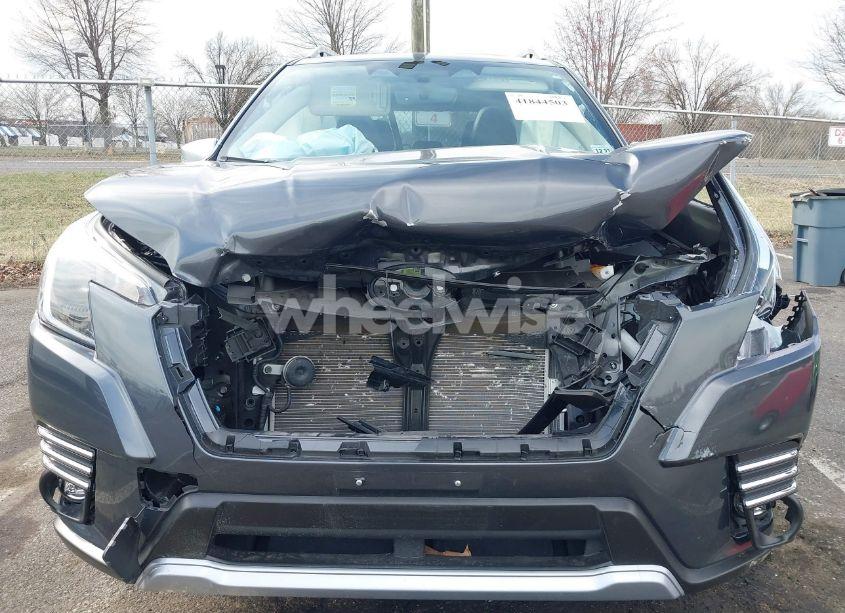 Photo 6 of 2022 Subaru Forester TOURING (VIN JF2SKARC8NH525968)