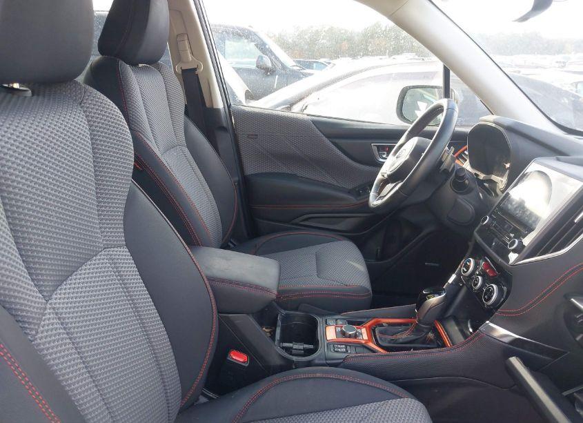 Photo 5 of 2021 Subaru Forester SPORT (VIN JF2SKARCXMH555116)