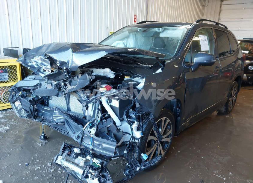 Photo 2 of 2020 Subaru Forester LIMITED (VIN JF2SKASC3LH598883)