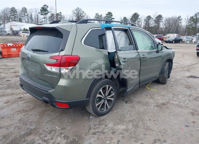 Photo 4 of 2019 Subaru Forester LIMITED (VIN JF2SKASC5KH594896)