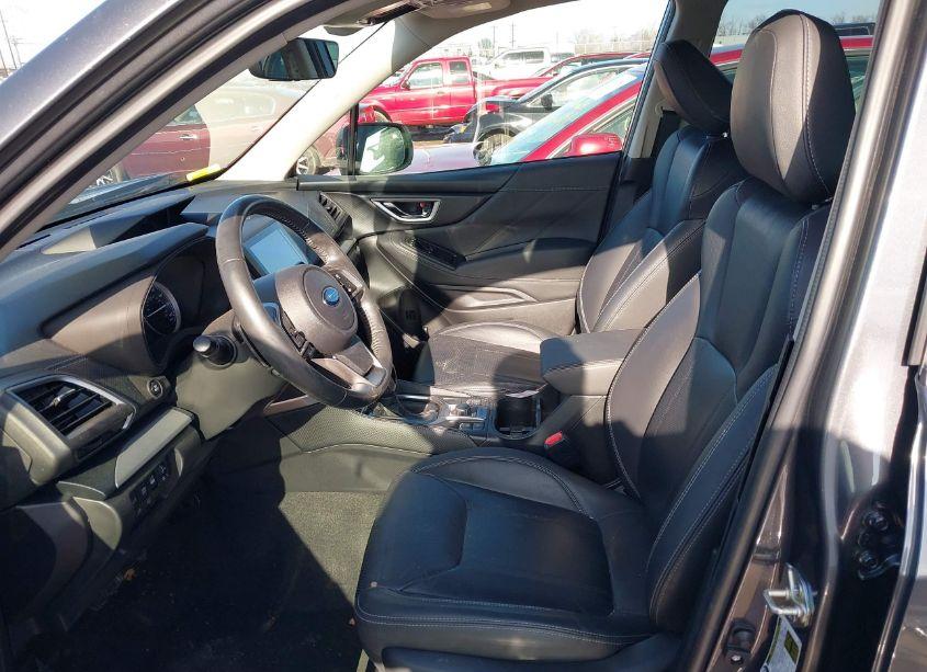Photo 5 of 2021 Subaru Forester LIMITED (VIN JF2SKASC8MH551382)