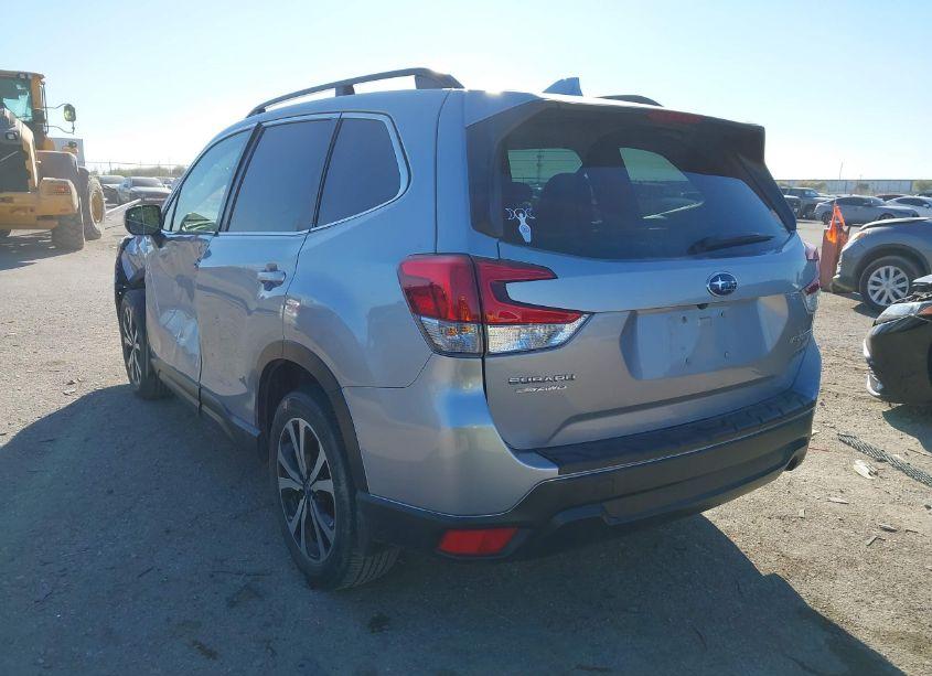 Photo 3 of 2021 Subaru Forester LIMITED (VIN JF2SKASCXMH530663)