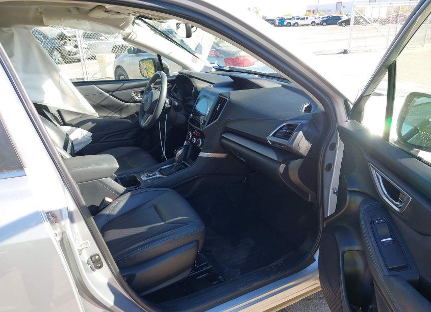 Photo 5 of 2021 Subaru Forester LIMITED (VIN JF2SKASCXMH530663)