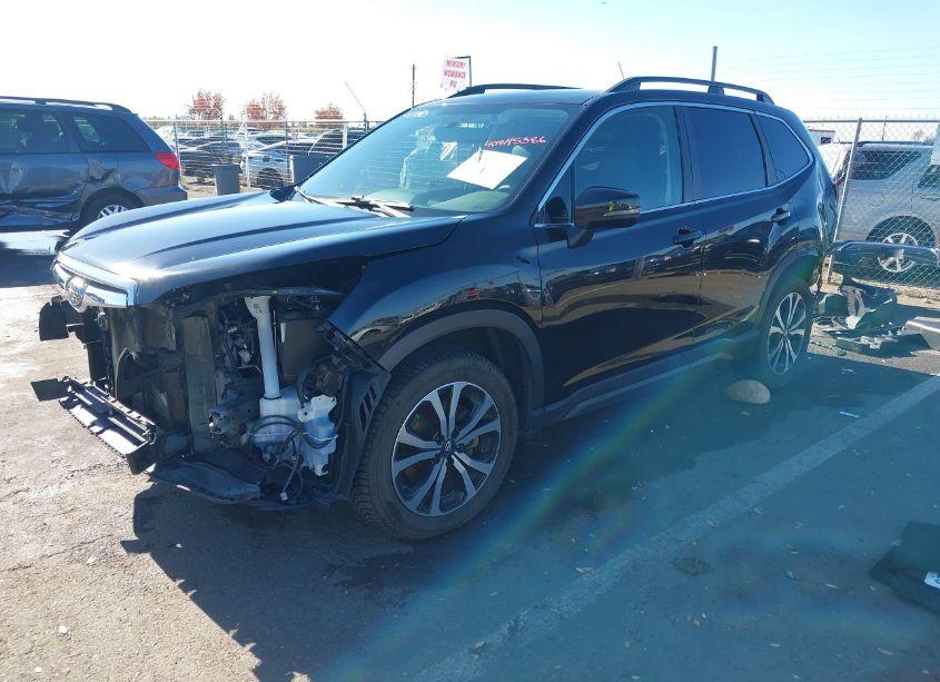 Photo 2 of 2019 Subaru Forester LIMITED (VIN JF2SKAUC0KH444496)
