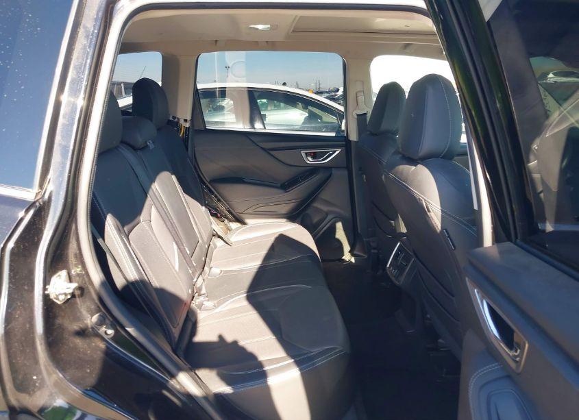 Photo 8 of 2019 Subaru Forester LIMITED (VIN JF2SKAUC0KH444496)