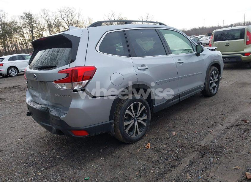 Photo 4 of 2019 Subaru Forester LIMITED (VIN JF2SKAUC0KH470001)