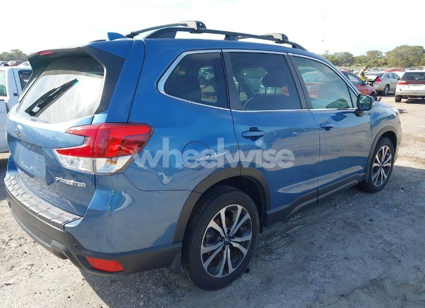 Photo 4 of 2021 Subaru Forester LIMITED (VIN JF2SKAUC0MH432545)