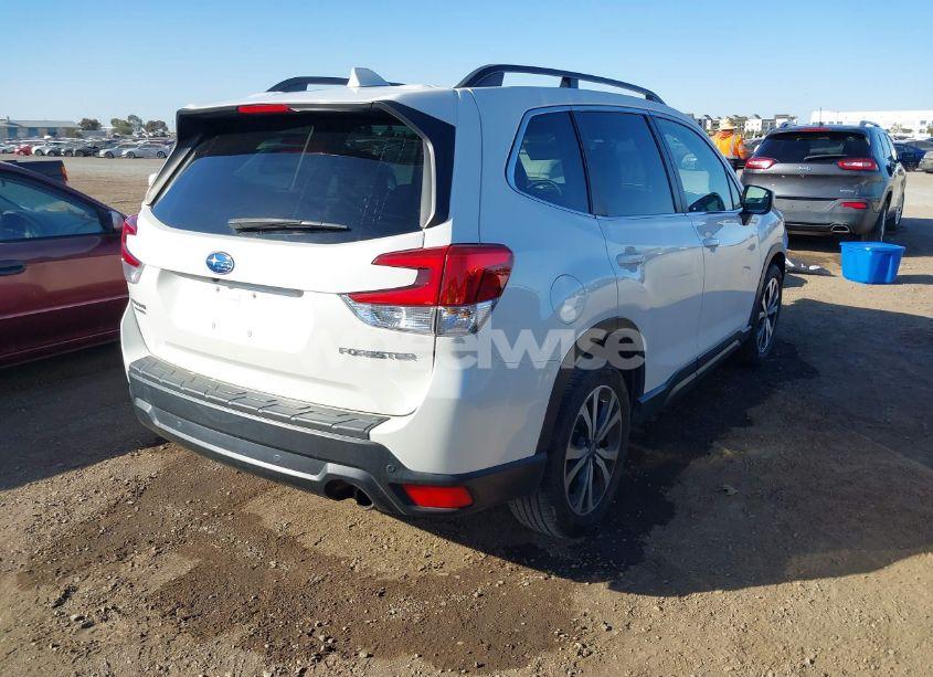 Photo 4 of 2021 Subaru Forester LIMITED (VIN JF2SKAUC0MH501802)