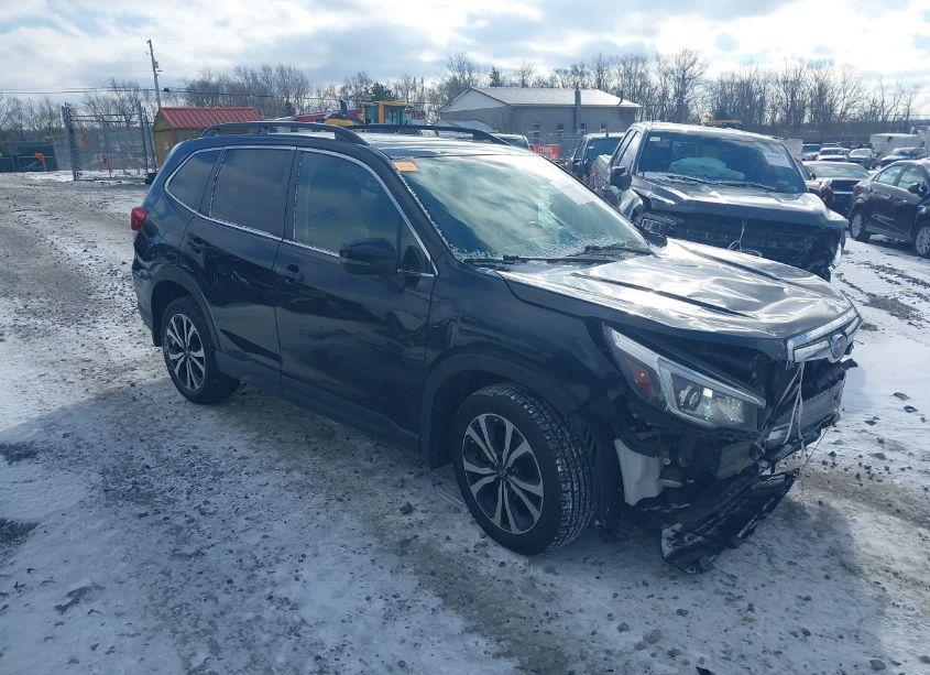 2019 Subaru Forester LIMITED (VIN JF2SKAUC1KH555333) main photo