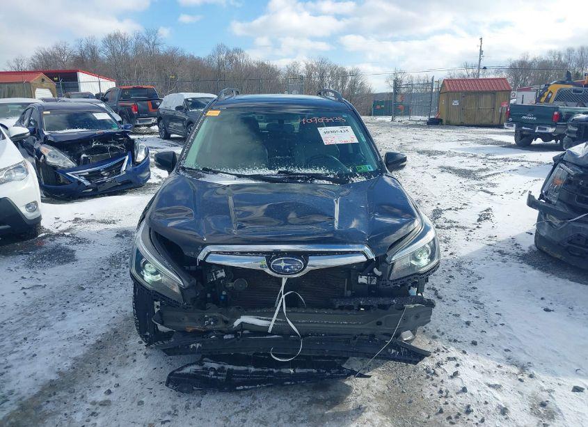 Photo 13 of 2019 Subaru Forester LIMITED (VIN JF2SKAUC1KH555333)