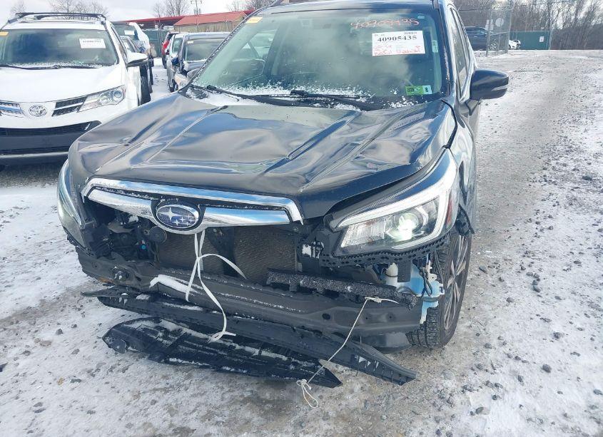 Photo 6 of 2019 Subaru Forester LIMITED (VIN JF2SKAUC1KH555333)