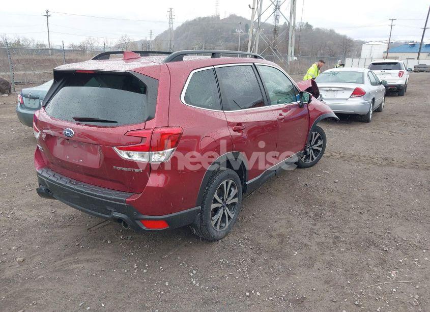 Photo 4 of 2020 Subaru Forester LIMITED (VIN JF2SKAUC1LH434349)